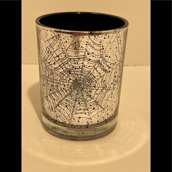 Partylite glass Spiderweb design tealight holder, Black/Silver 4”H